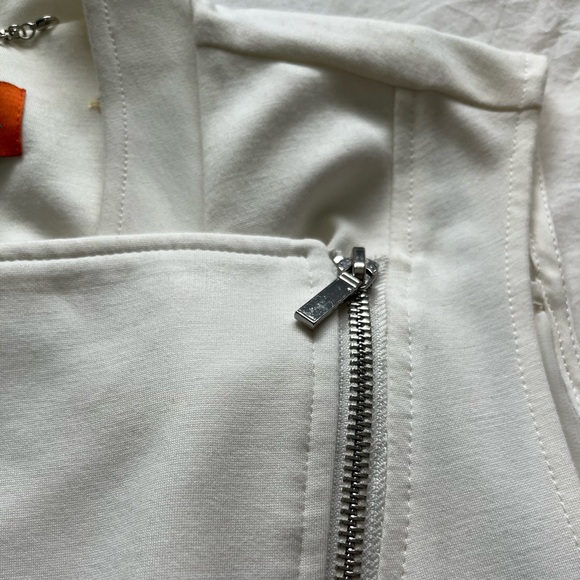 Patrizia Luca Asymmetrical Off-White Vest (M) - Picture 3 of 11